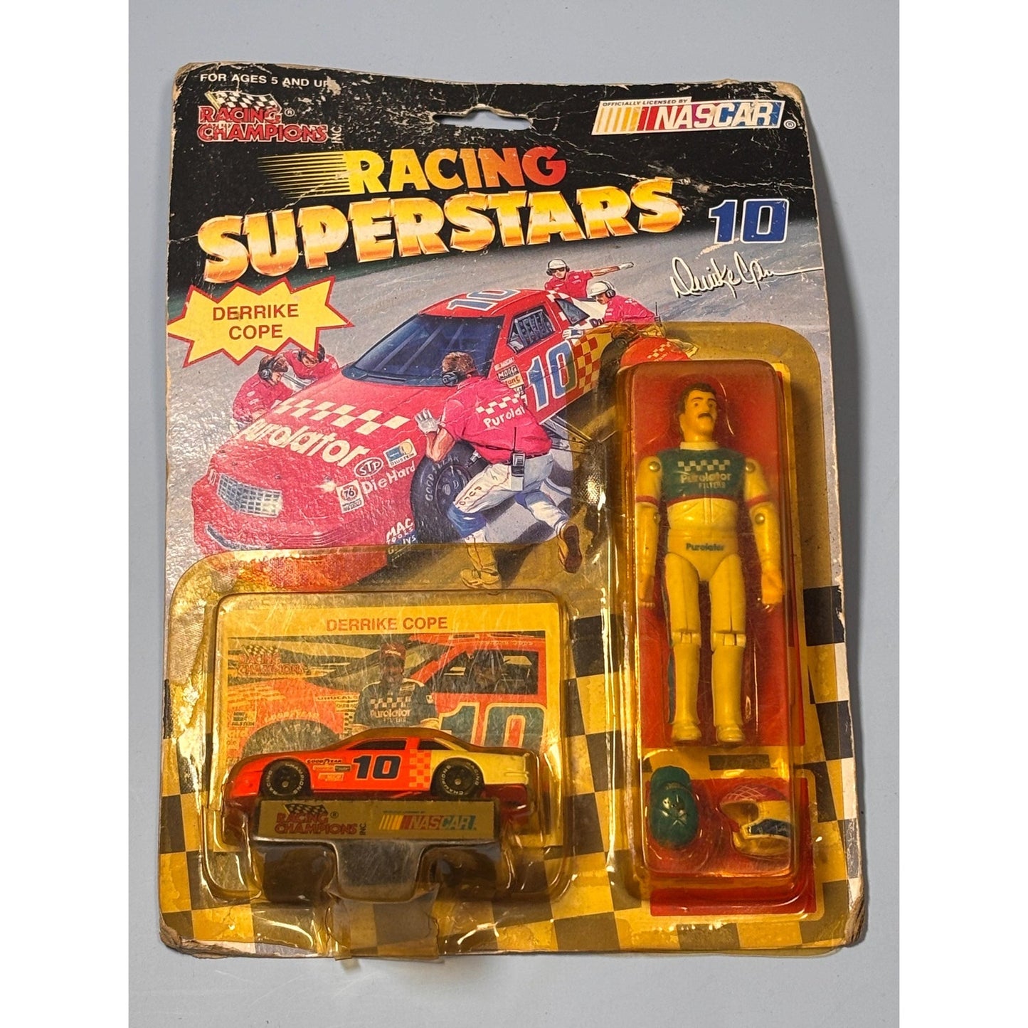 Racing Champions Racing Superstars #10 Derrike Cope Action Figure &1/64 Car