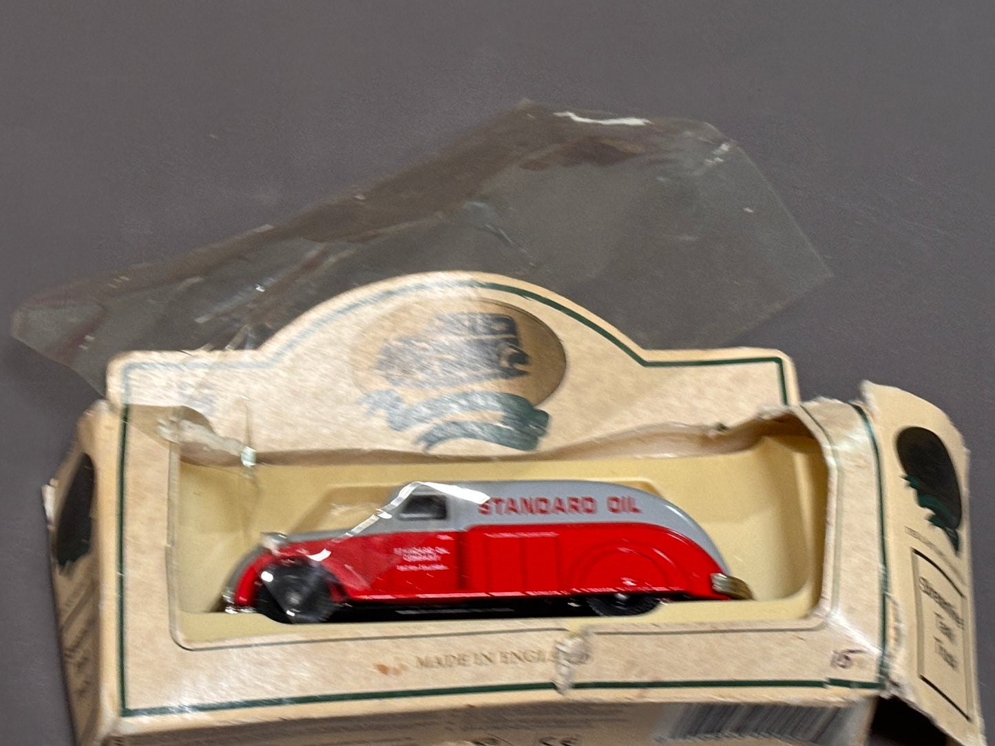 New Chevron Standard Oil Streamline Tank Truck Days Gone Liedo Die Cast 1:43
