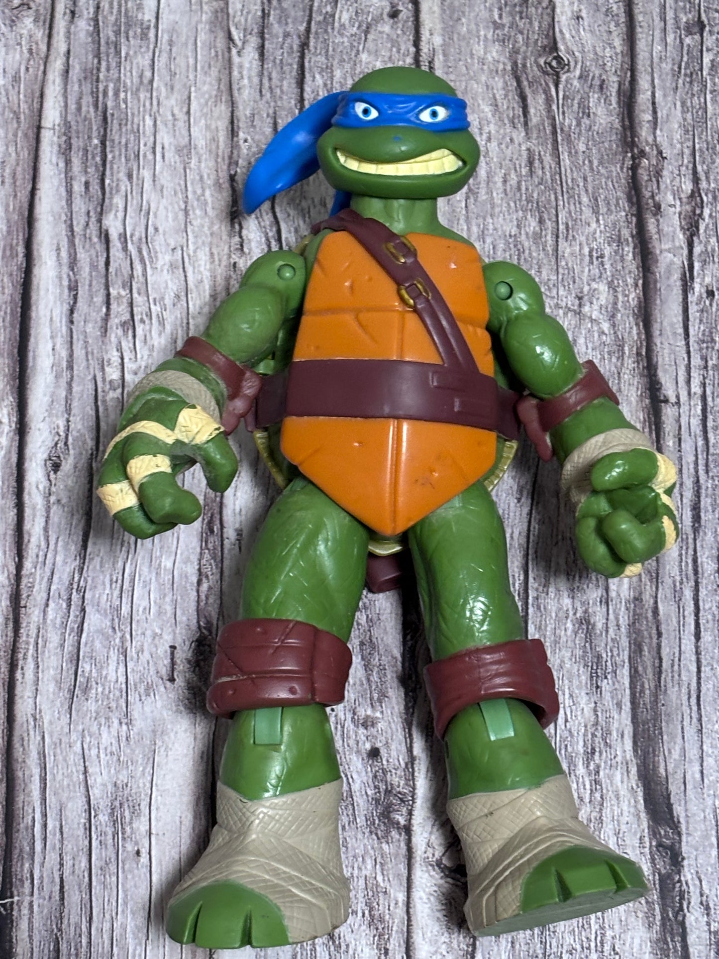 2012 Viacom Playmates Teenage Mutant Ninja Turtles Action Figure Leonardo 10.5"