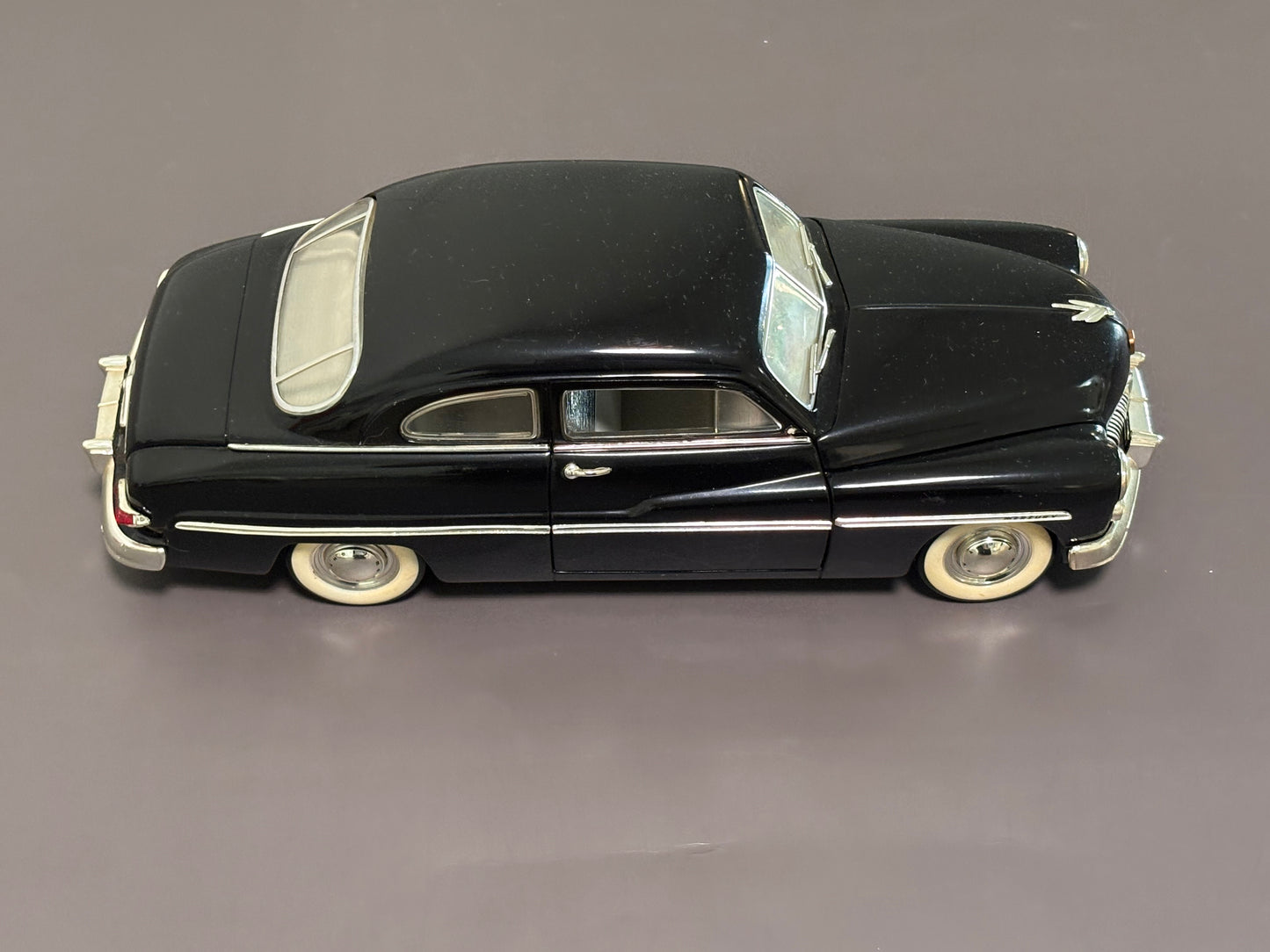 ERTL Ford Motor Co. 1949 1:18 Black Mercury Club Coupe Diecast Model