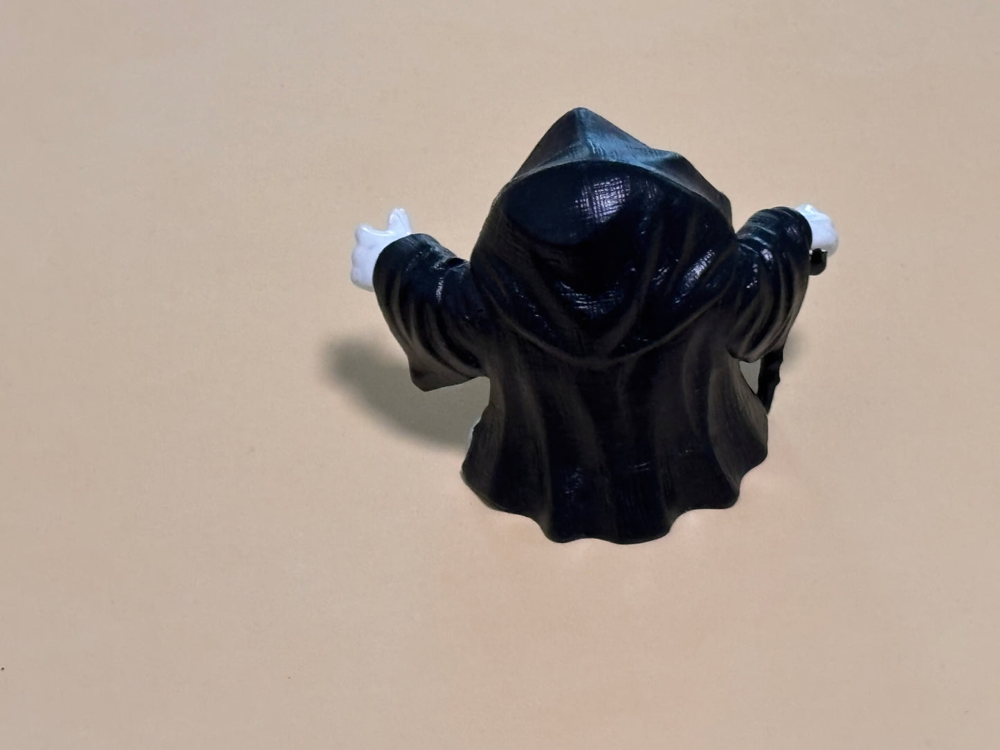 Star Wars Orange M&M Emperor Palpatine Hasbro 2005 2" Orange Toy Figure