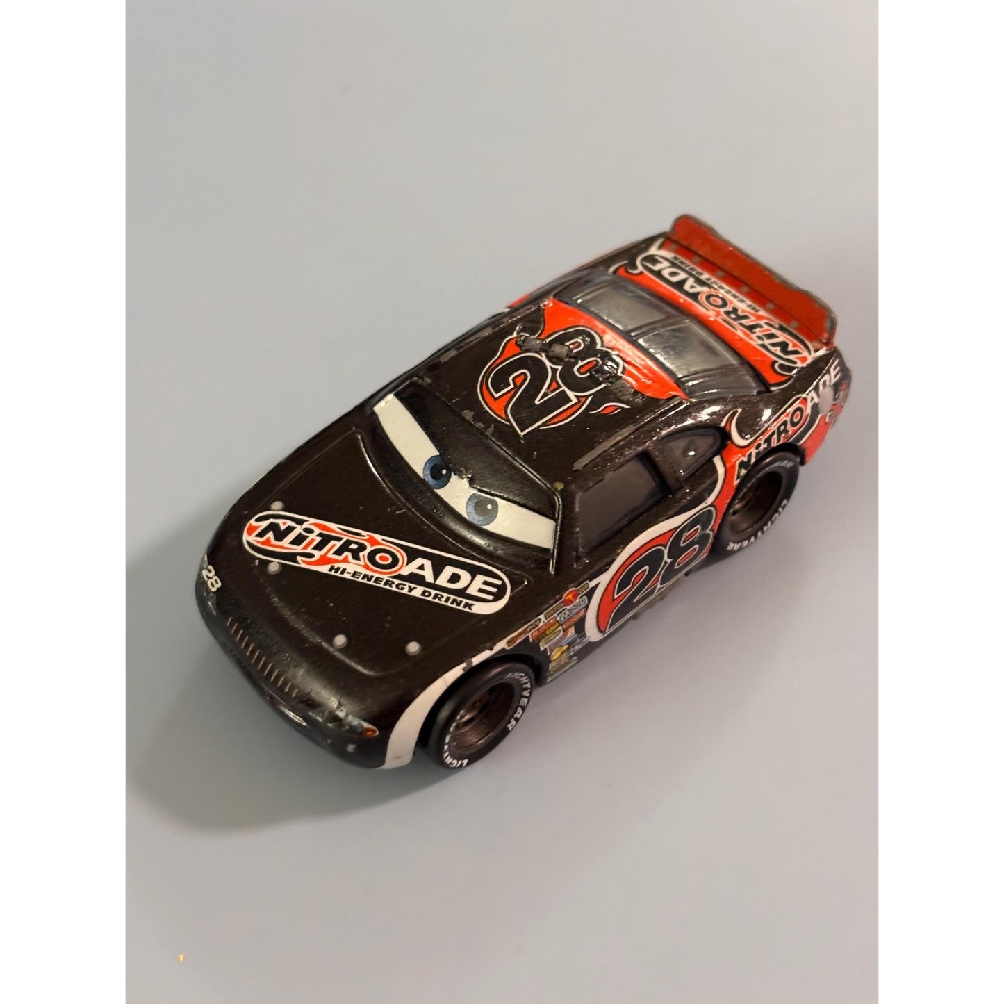 Disney Pixar Cars - Aiken Axler Nitroade #28 - MATTEL 1:55 Die Cast Black
