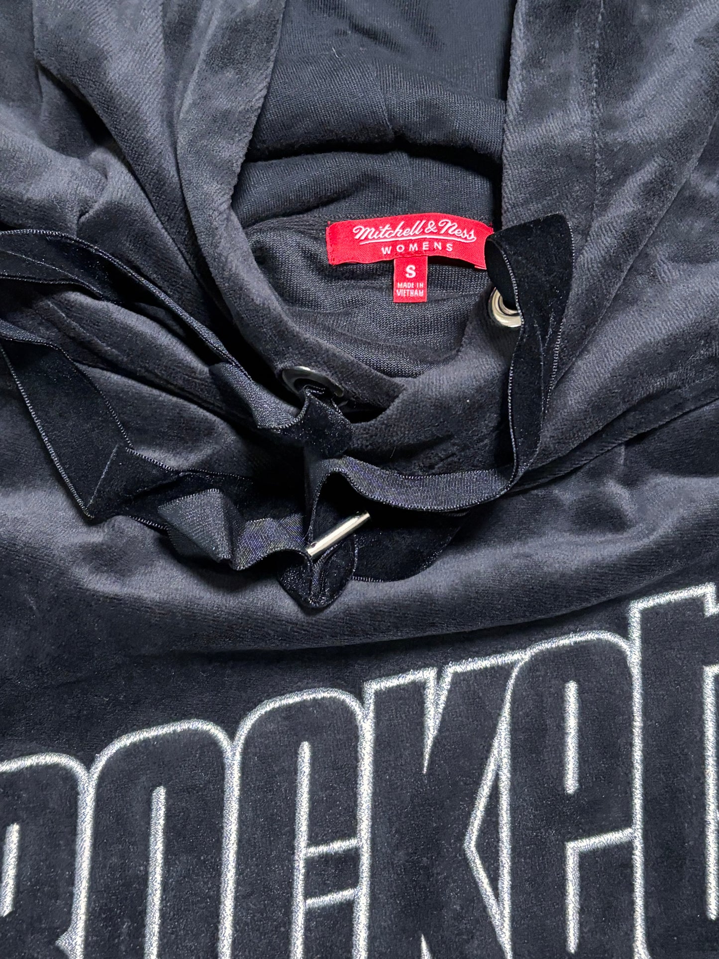 Houston Rockets Mitchell & Ness NBA Retro Hardwood Classic HWC Valvet Velour Team Logo Long Sleeve Hooded Hood Pullover Soft Sweat Shirt  Black Women’s Small S New NWOT