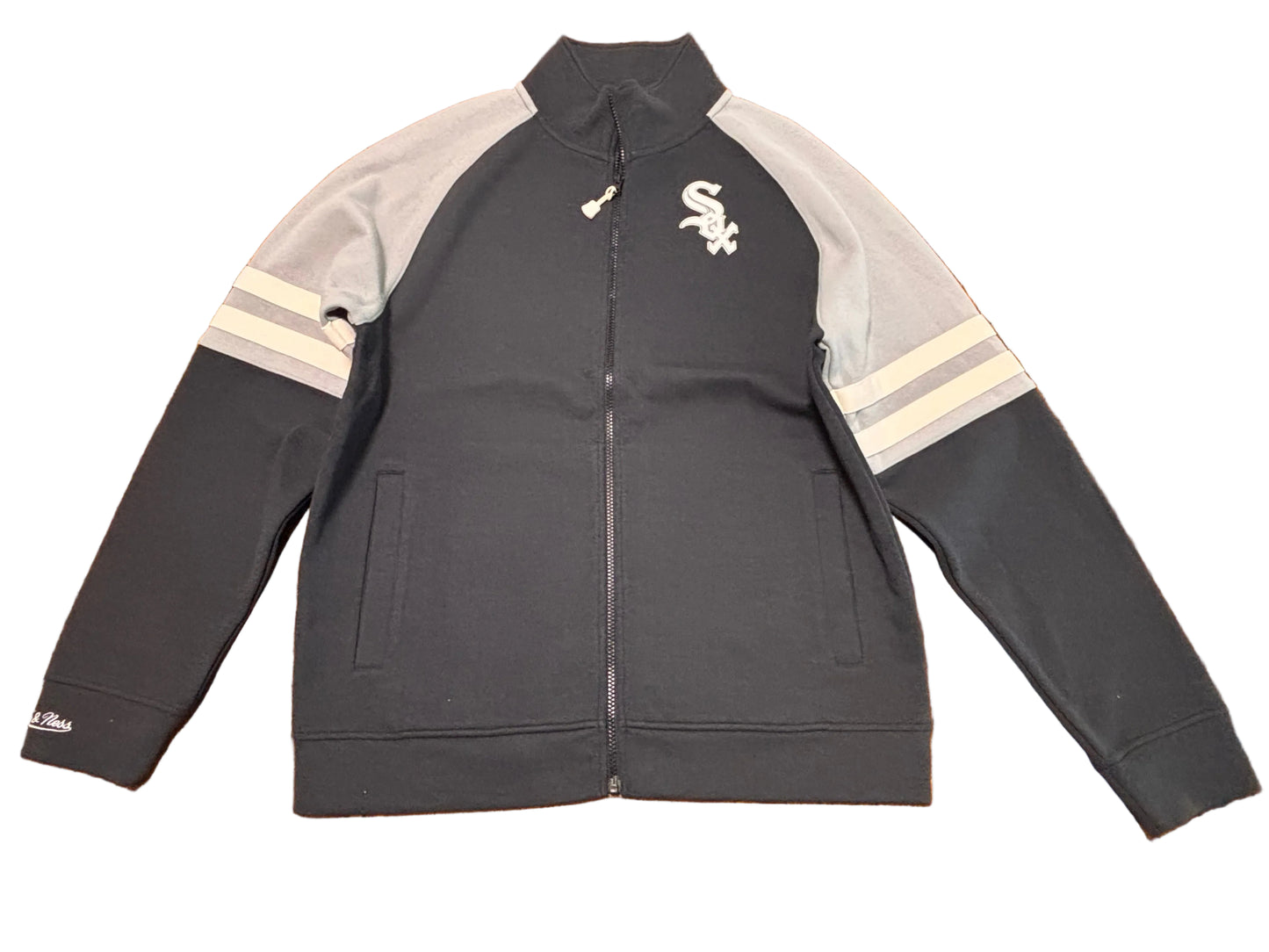 Chicago White Sox Mitchell & Ness Cooperstown Collection MLB Baseball  Team Logo Origins Long Sleeve Shirt T-Shirt Sweater Full Zipper White Black Mens Large L New NWOT