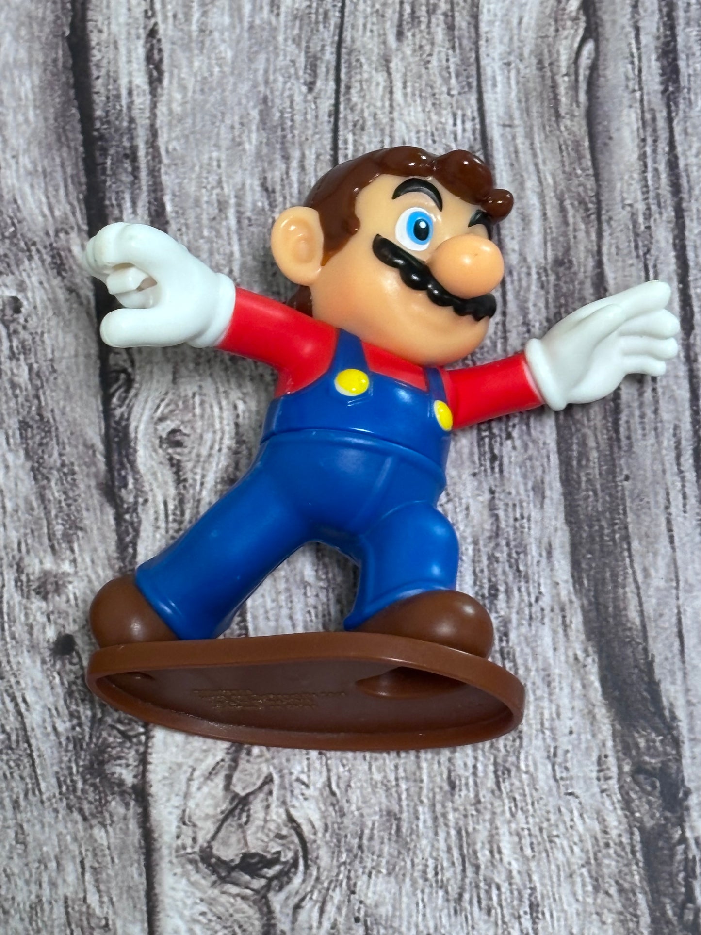 Nintendo Super Mario Bros McDonalds Happy Meal Toy Figure 2018