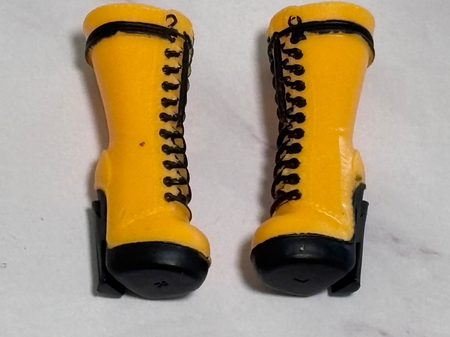 Lol Surprise OMG Doll Ms Miss Direct Yellow Black Tall High Heels Boots Shoes