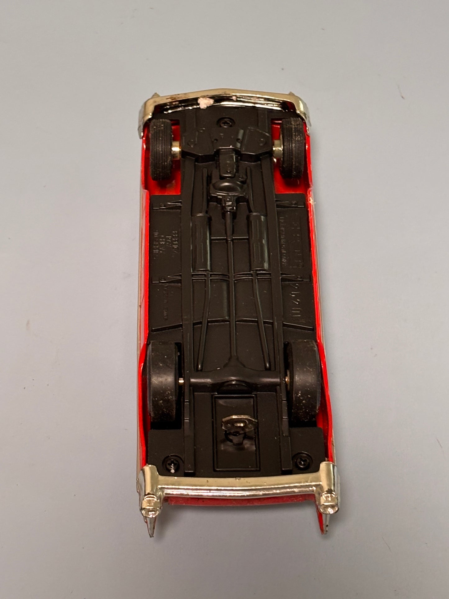 Ertl Collectibles 1957 Chevy Diecast Bank 1/25 MBI Publishing Company 1965-2000