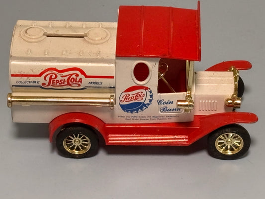 Golden Classic Die-Cast Pepsi-Cola Delivery Truck Coin Bank 1:24 Scale 1996