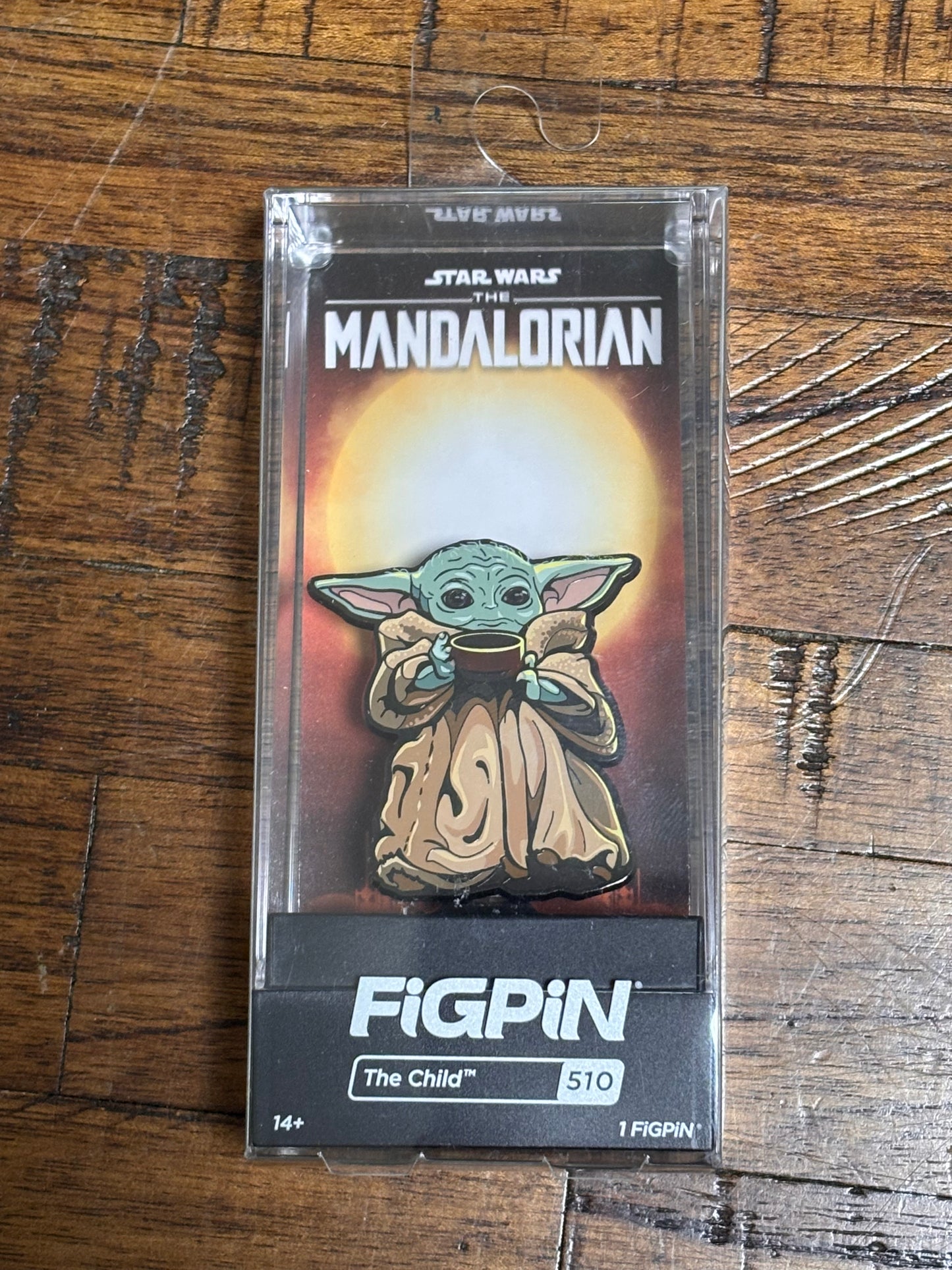 FigPin New Collectible Enamel Pin Disney Star Wars The Mandalorian #510 The Child Yoda Drinking Tea