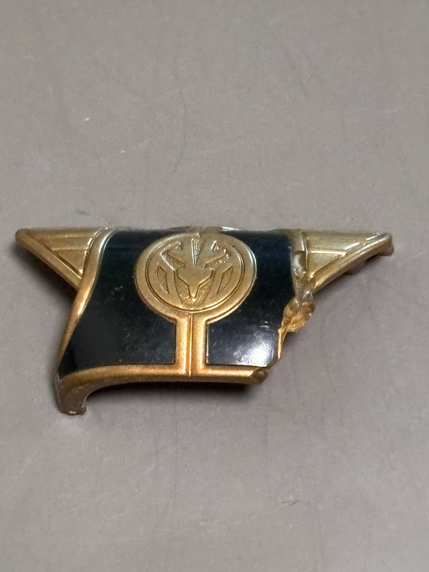 Vintage Bandai Mighty Morphin Power 8" White Ranger Chestplate Armor Part