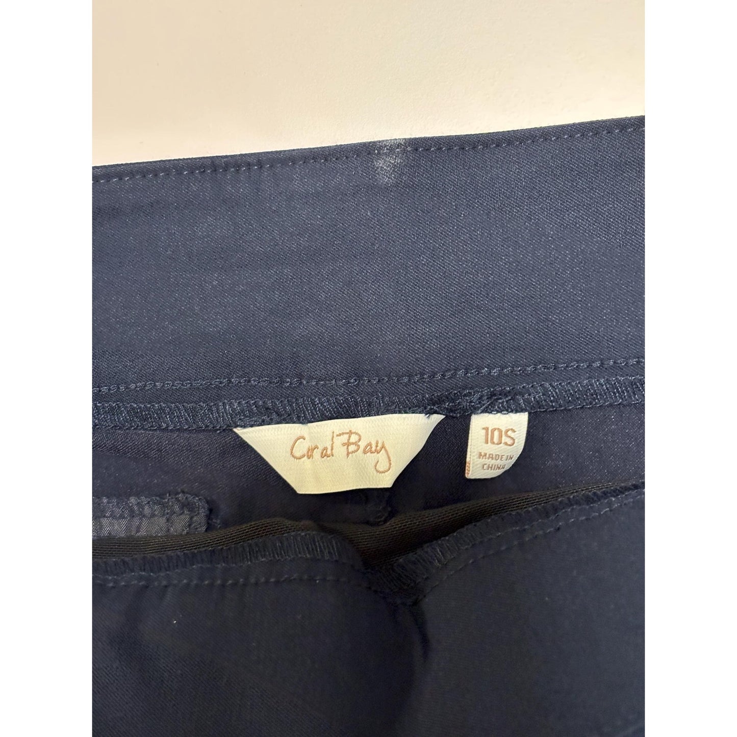 Coral Bay Woman’s Navy Blue Stretch Pants Size 10S NWT