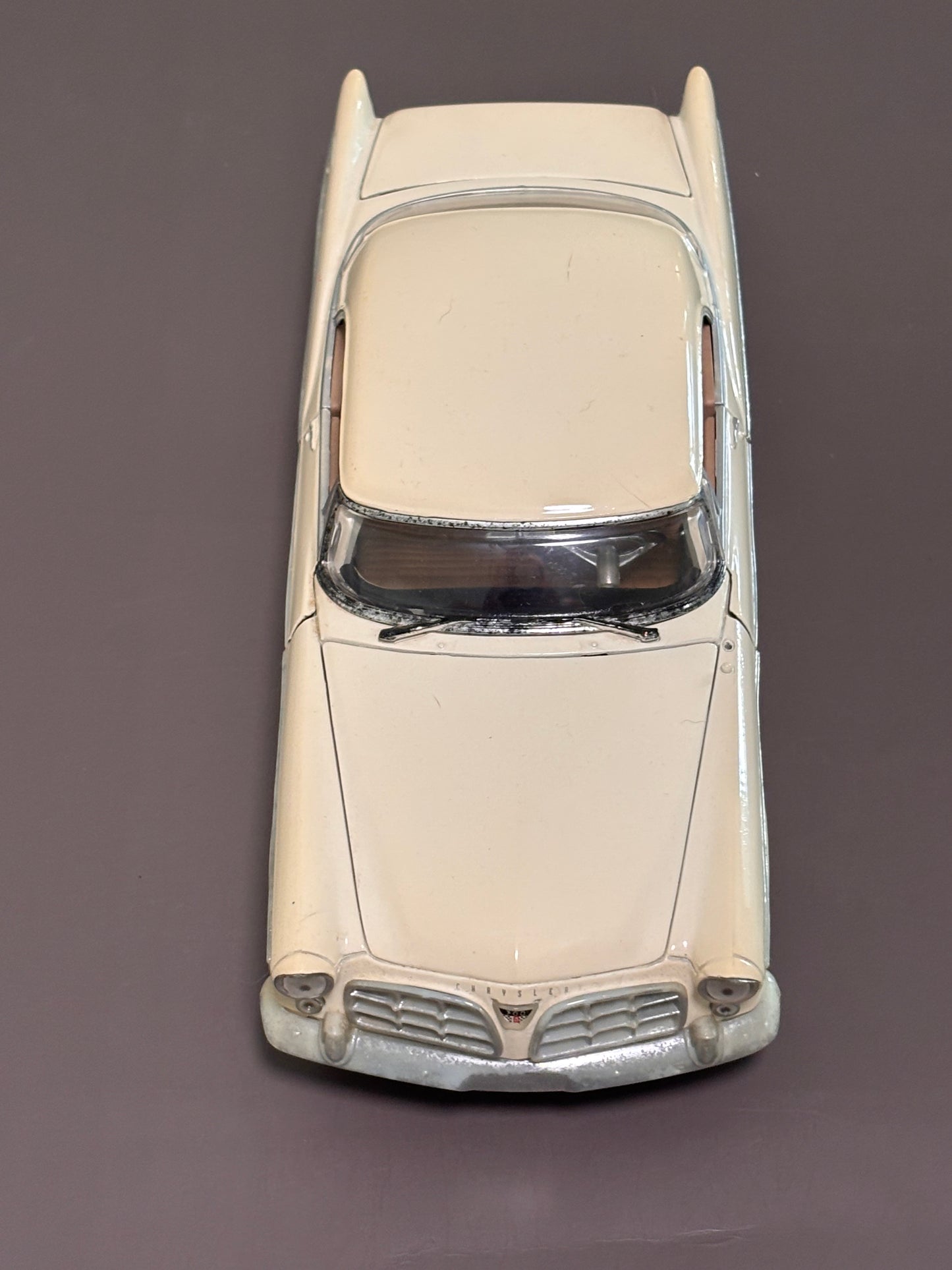 Original Maisto Special Edition 1:18 Die Cast 1956 Chrysler 300B White