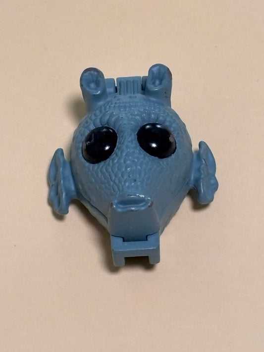 Vintage 1996 Star Wars Micro Playset Alien Figure Head Luke Inside Lucas Films