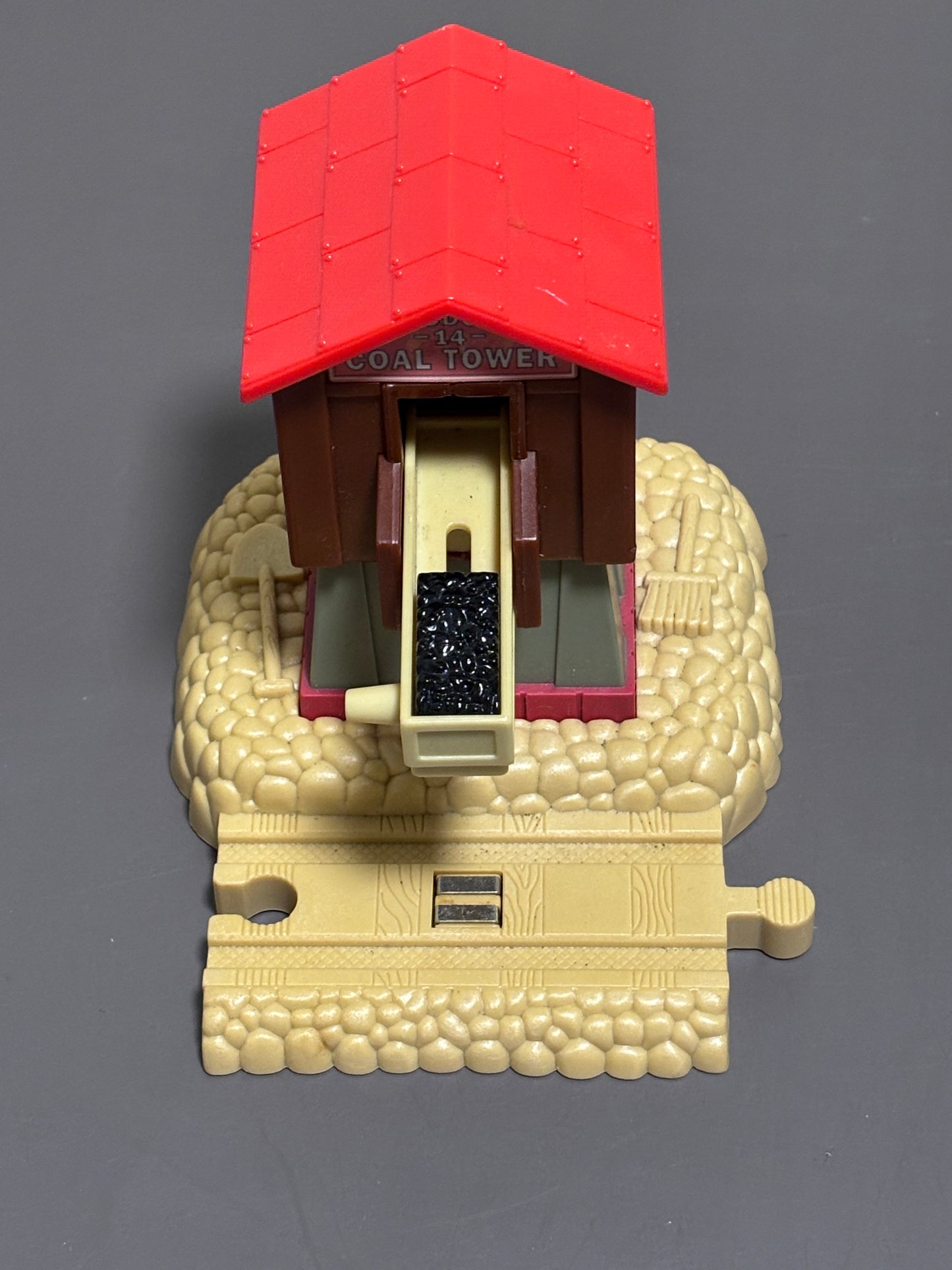 2004 Thomas & Friends Railway Sodor 14 Coal Loader Tower Guillane Mattel
