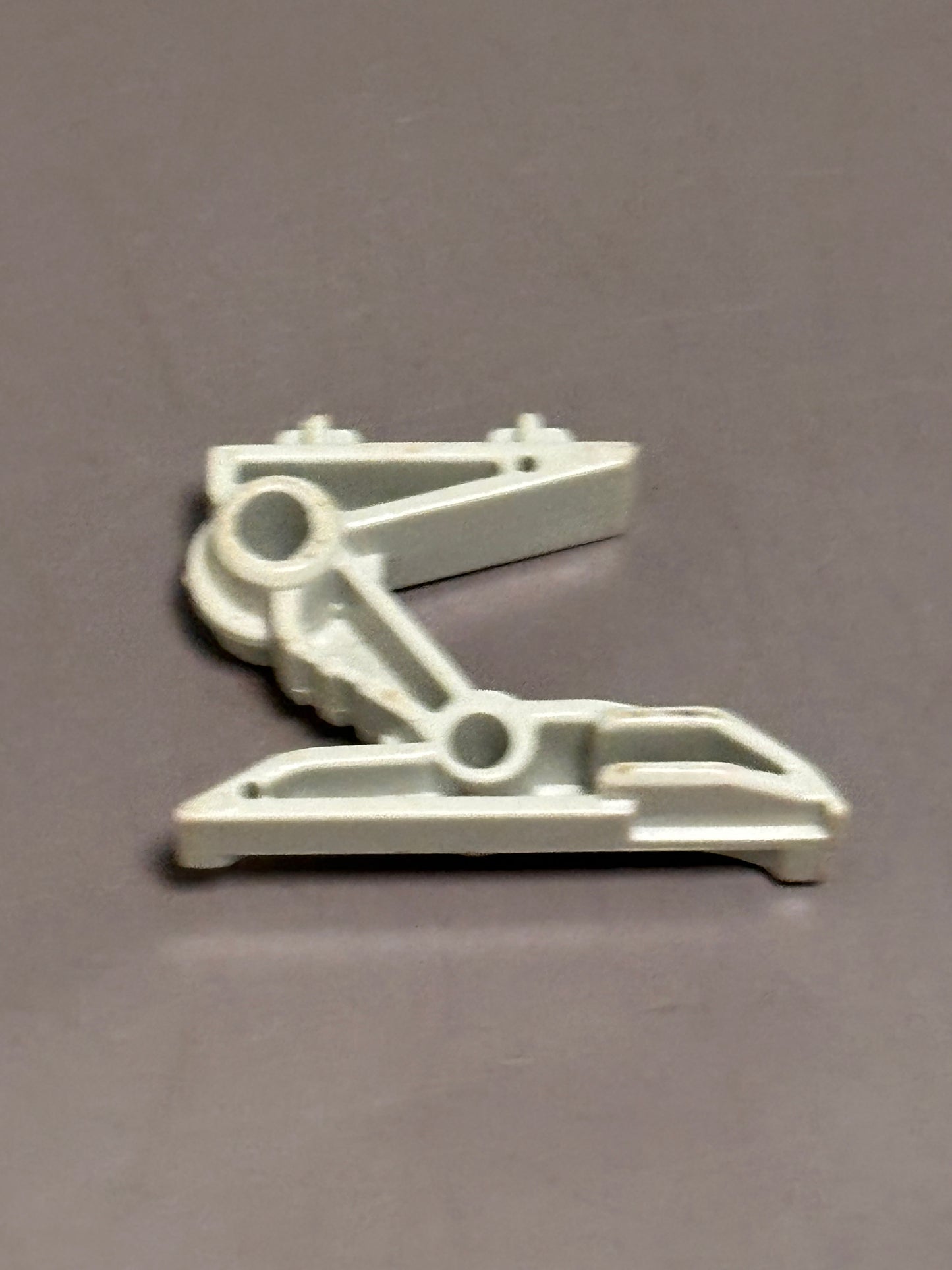White Tigerzord MMPR Power Rangers Vintage 1994 Bandai Part Foot Left