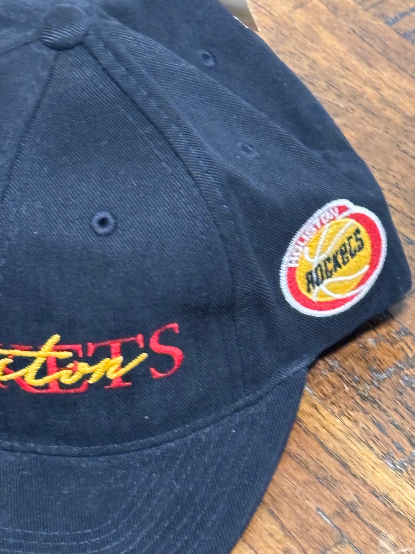 Houston Rockets Mitchell & Ness NBA Basketball HWC Hardwood Classics 3-2 Zone Deadstock Adjustable Snap Back Hat Cap Black Gold Red New NWT