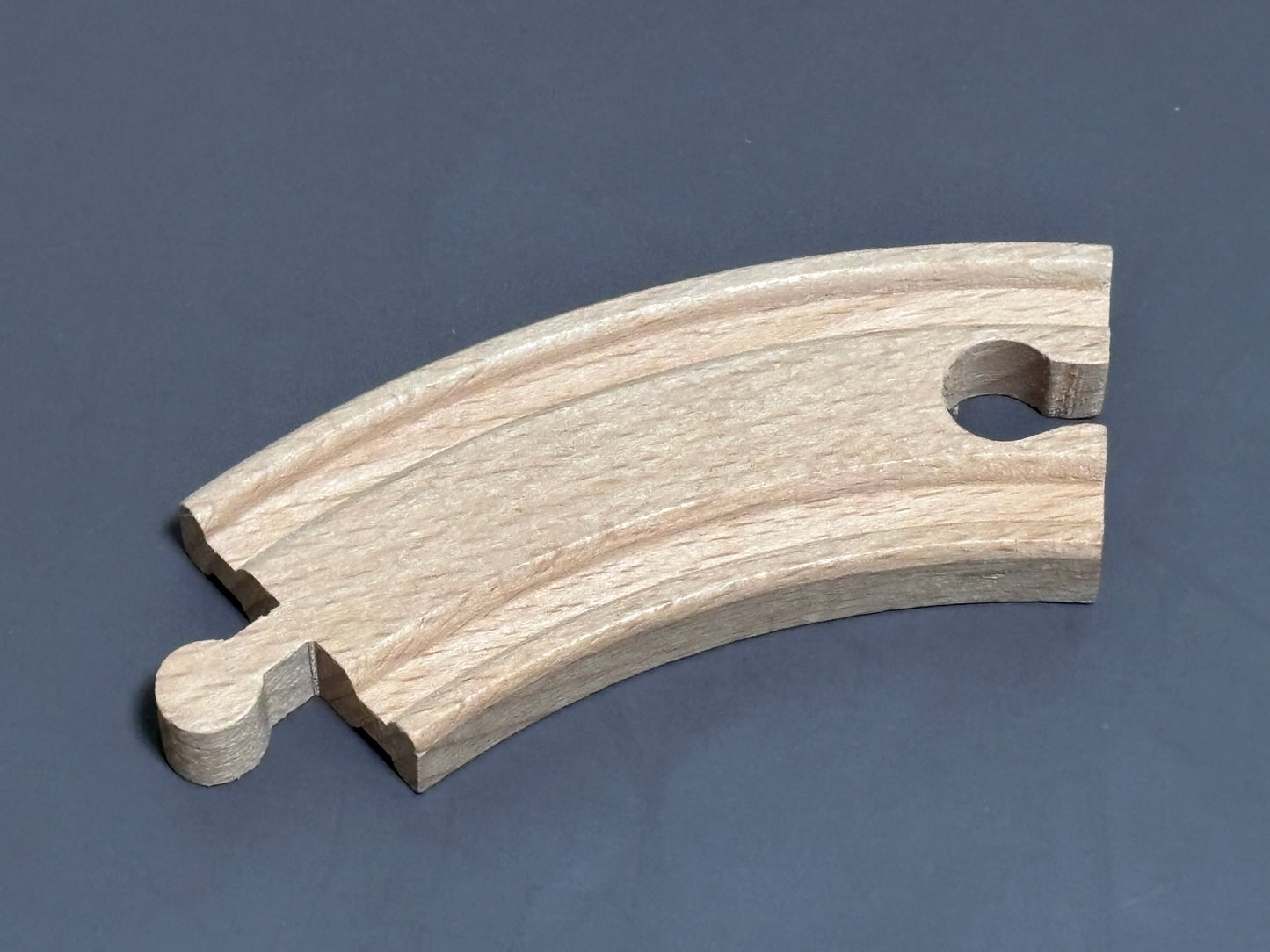 Thomas the Train Curved Track 4" Wooden Railway Brio-Melissa & Doug 10.16cm