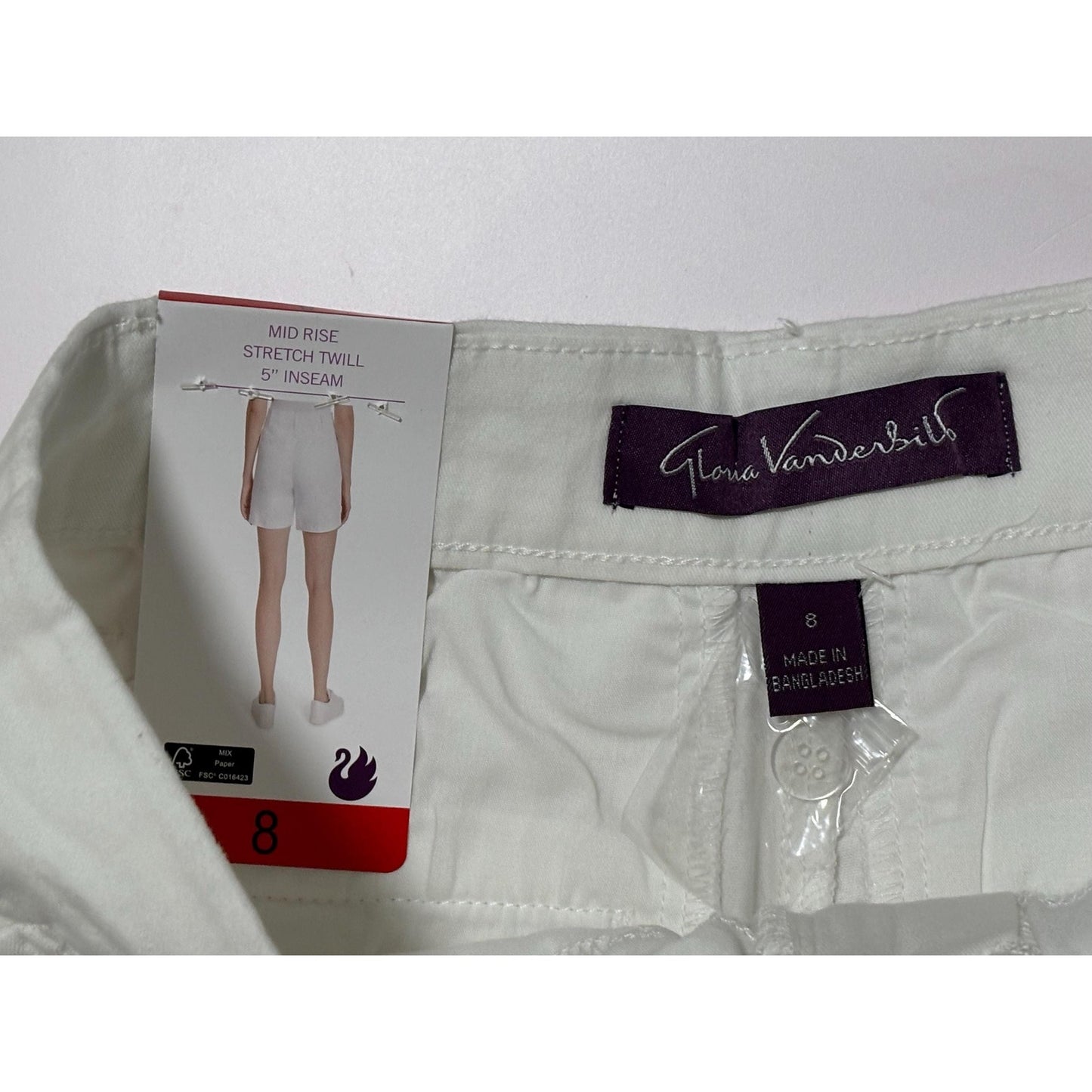 Gloria Vanderbilt Chino Shorts Womens Shorts White 8 NWT
