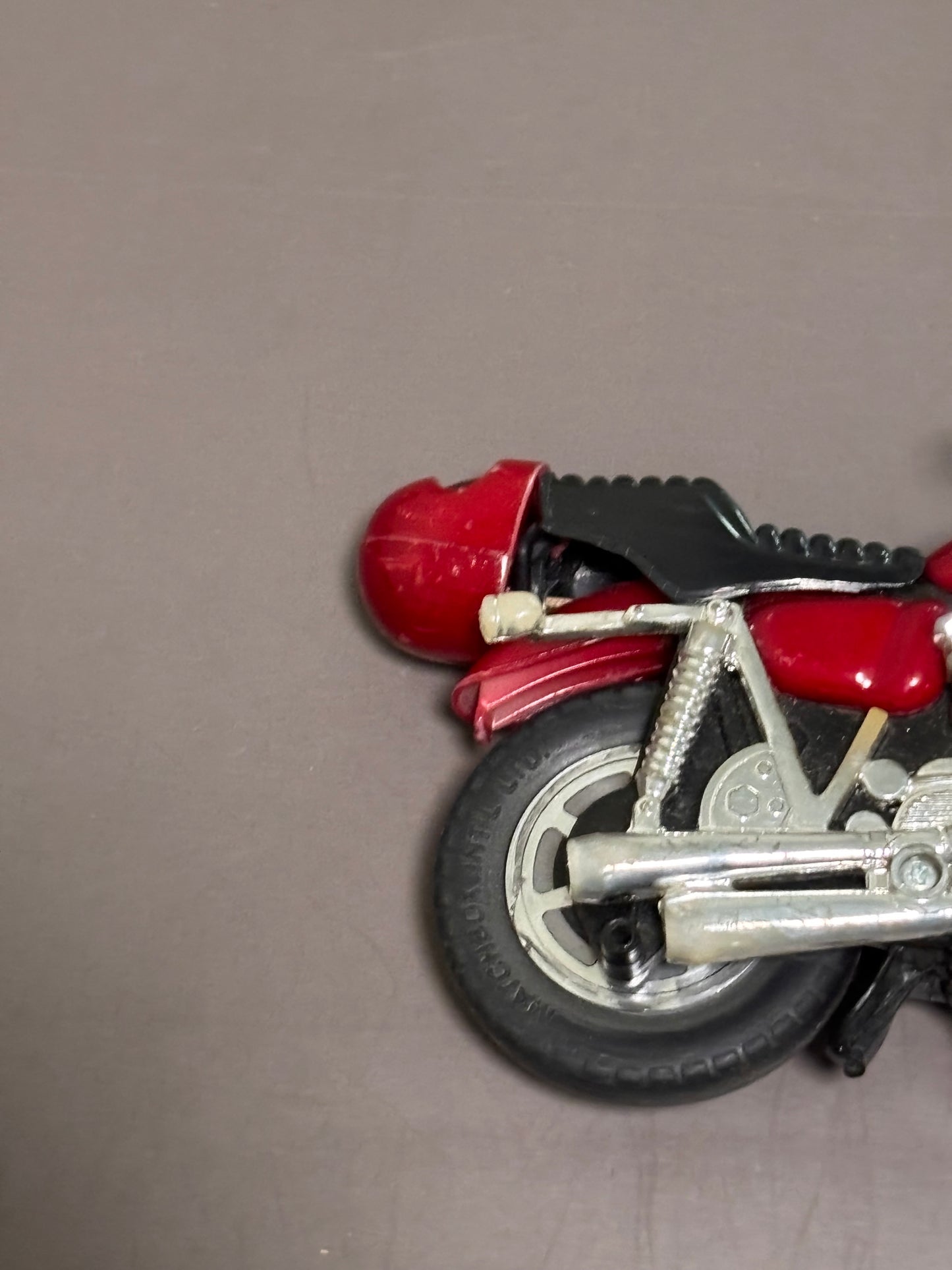 Vintage 1981 Matchbox Kidco Diecast Pull-String Red Harley Davidson Motorcycle
