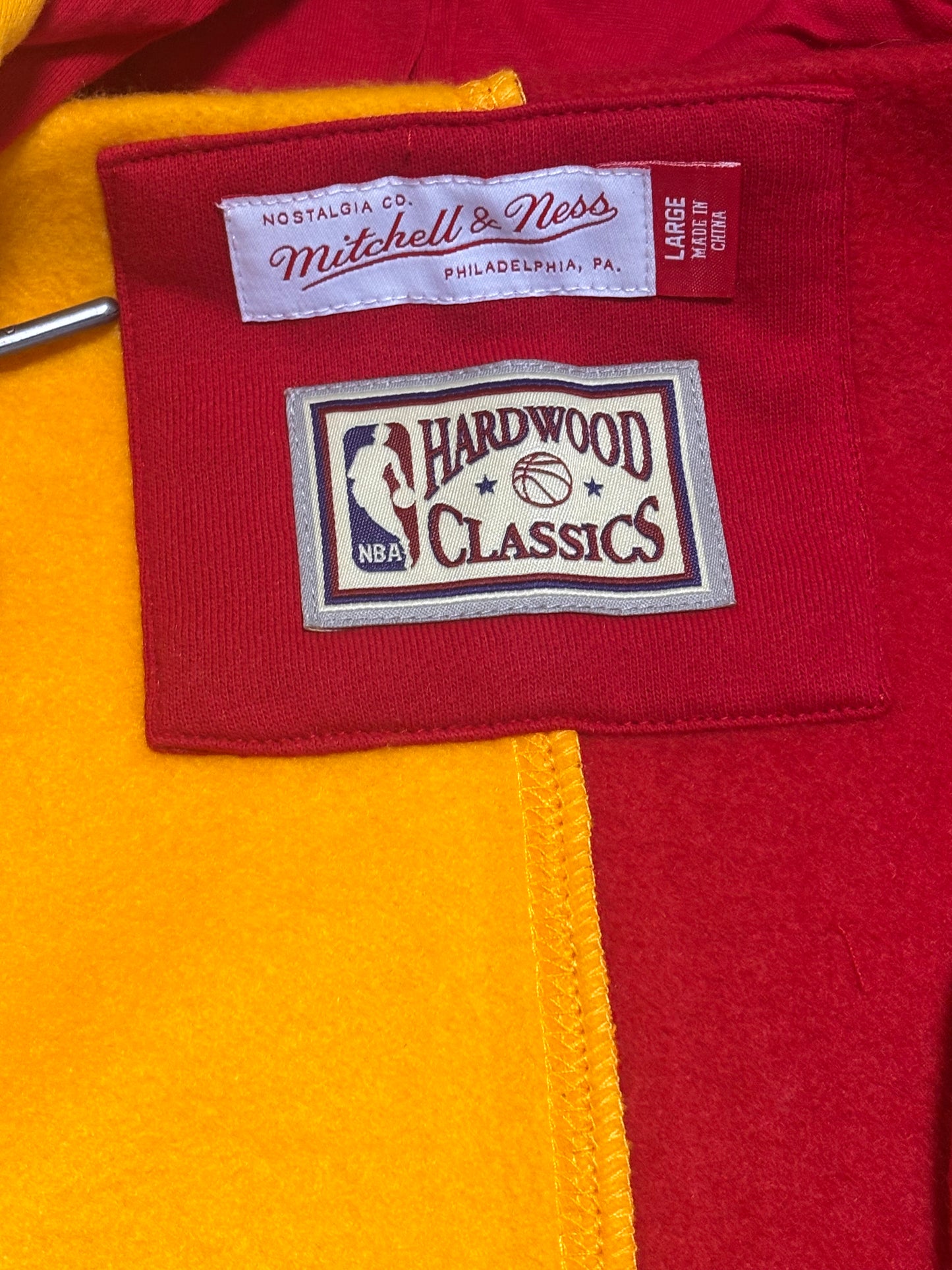 Atlanta Hawks Mitchell & Ness Hardwood Classic HWC NBA Retro Color Block Full Zipper Hoodie Hooded Sweat Shirt Red Yellow Gold Men’s Large L New NWT