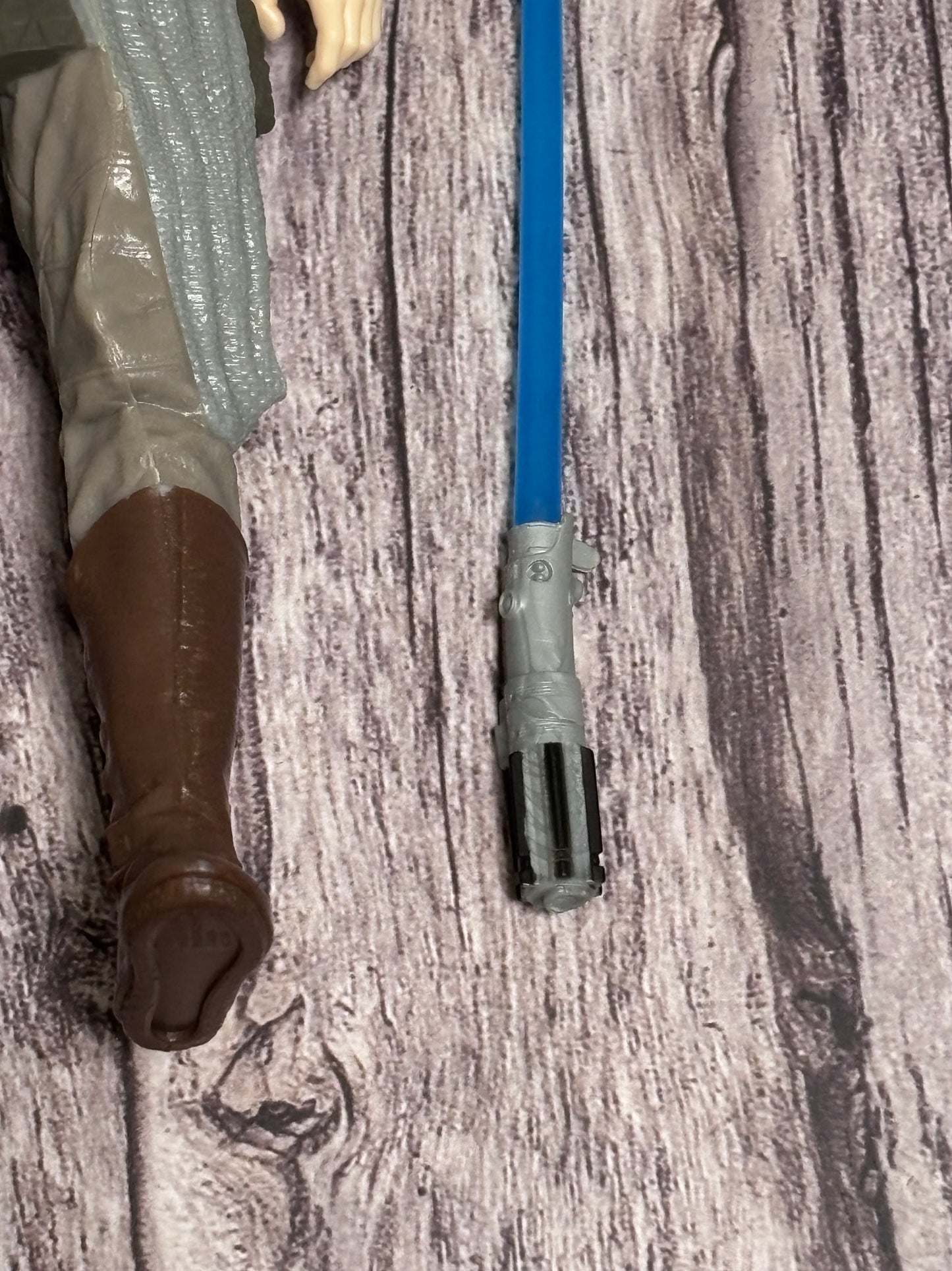 Star Wars The Last Jedi Rey 11 inch Hasbro Action Figure Lightsaber Disney