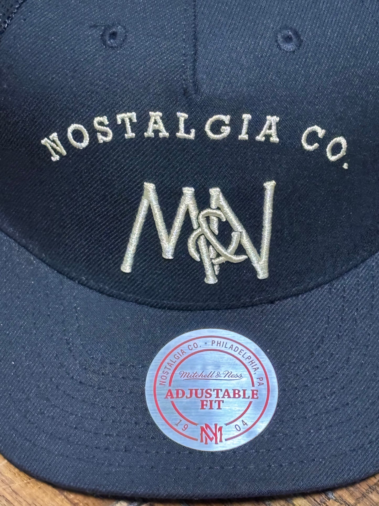 Mitchell & Ness Branded Nostalgia Co. Vintage Snapback Adjustable Mesh Lockup Trucker Hat Fit Cap Black White Cream New