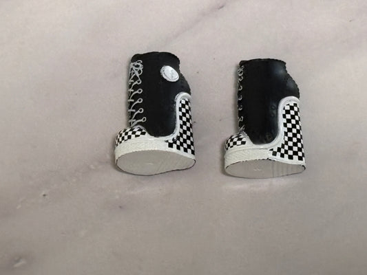 LoL Surprise OMG Class Prez Black Wedges Shoes Boots Sneakers Doll