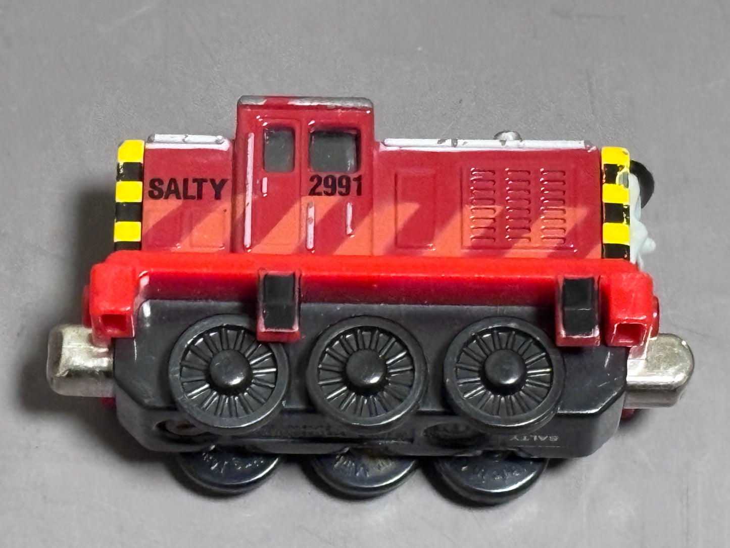 2003 Thomas & Friends Salty Train Car Die Cast Take Along N Play Learning Curve