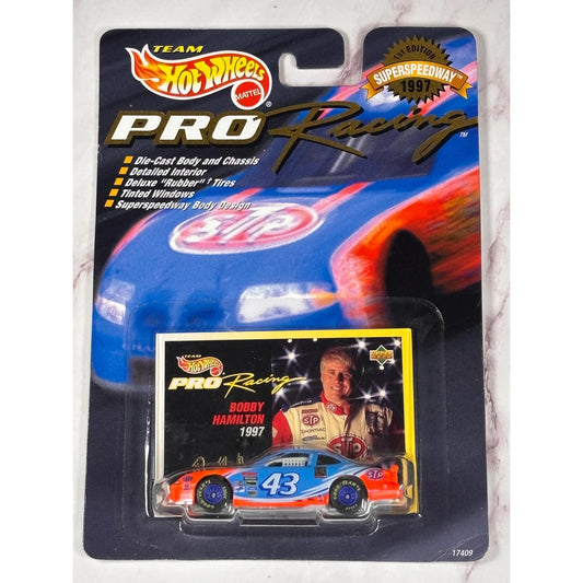 Hot Wheels Pro Racing 1997 Short Track #43 Hamilton STP Grand Prix 1:64 Diecast