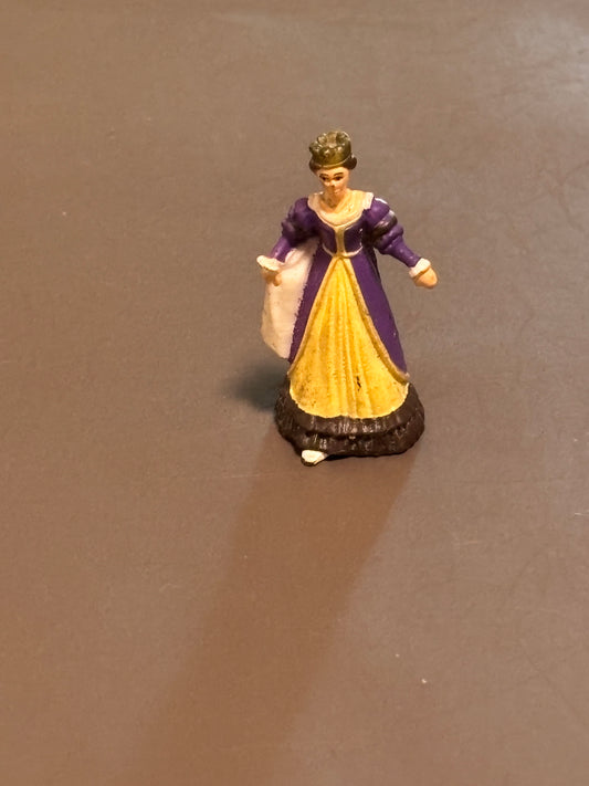 PAPO Medieval Queen in Purple & Yellow Dress with White Cape Action Figure 2002