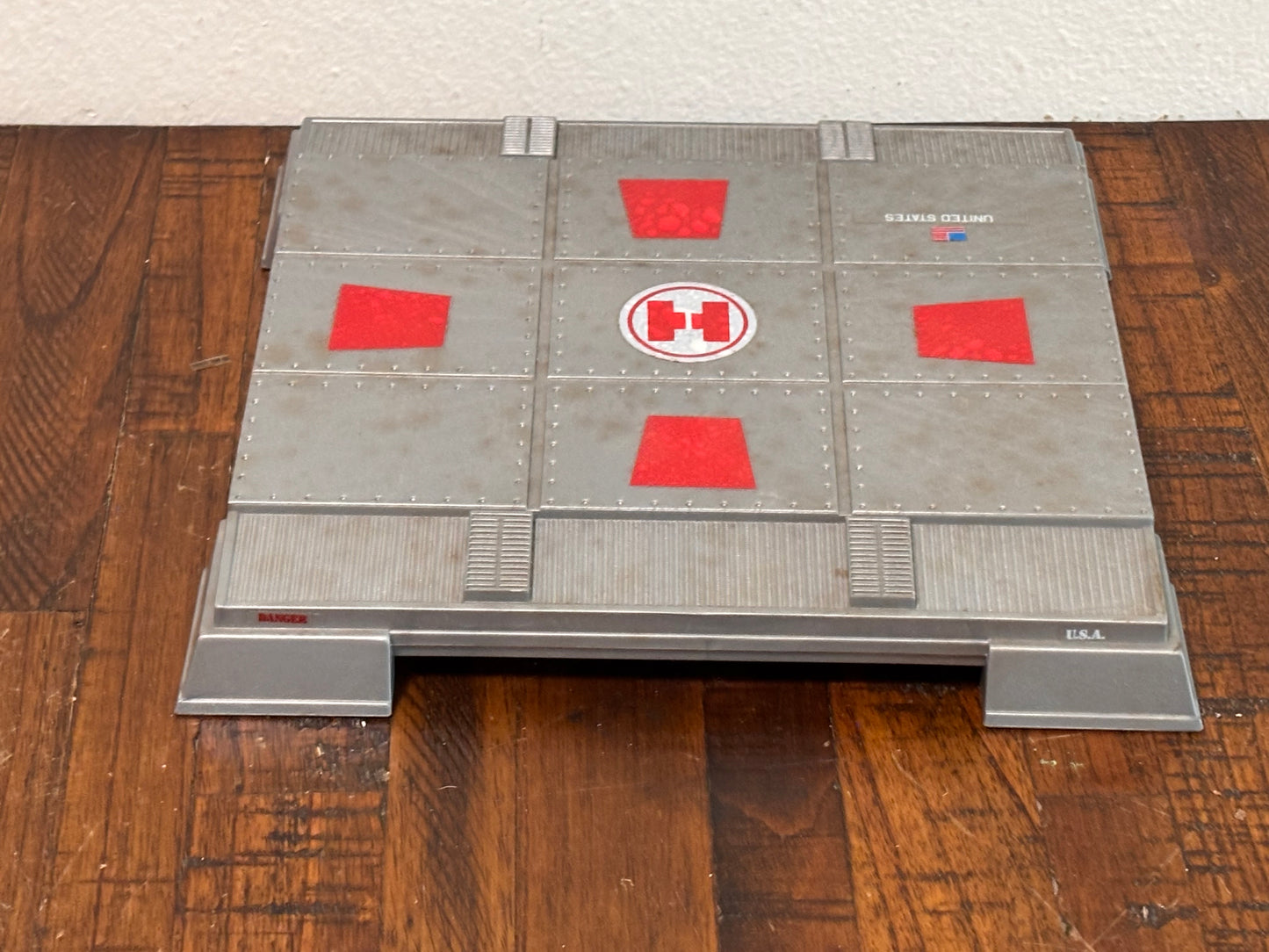 Vintage Hasbro GI Joe ARAH 1983 Headquarters Command Center Helipad Part M-3543