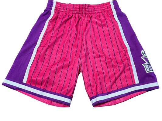Milwaukee Bucks Mitchell & Ness NBA Retro Hardwood Classic HWC World Swingman Team Logo 2000-01 Neon Pink Purple Shorts Men’s Large L NWOT