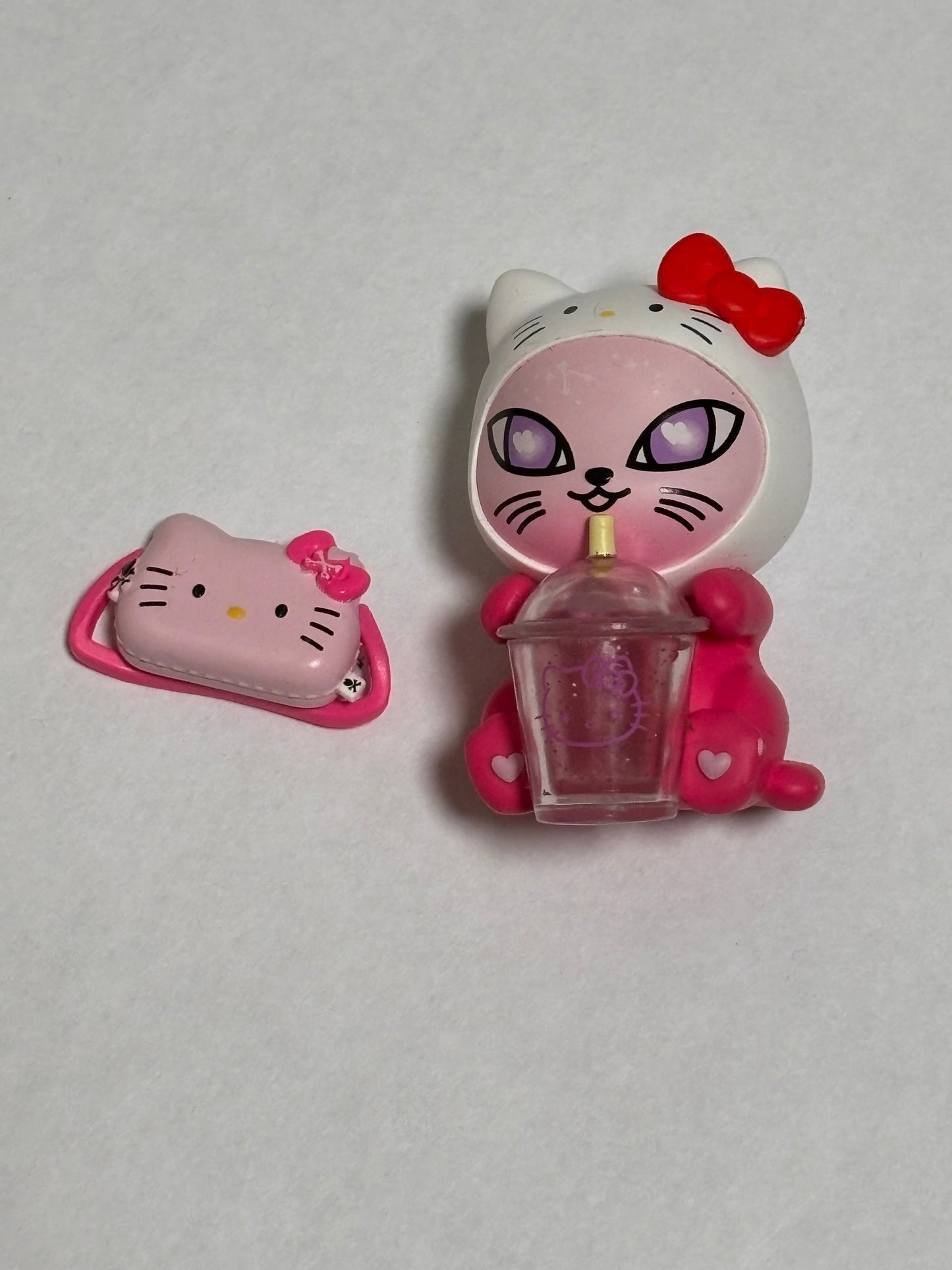 Tokidoki x Hello Kitty and Friends Galactic Cats Series Sparkle Whisper with Accessories Mini Vinyl Figure 3” Anime