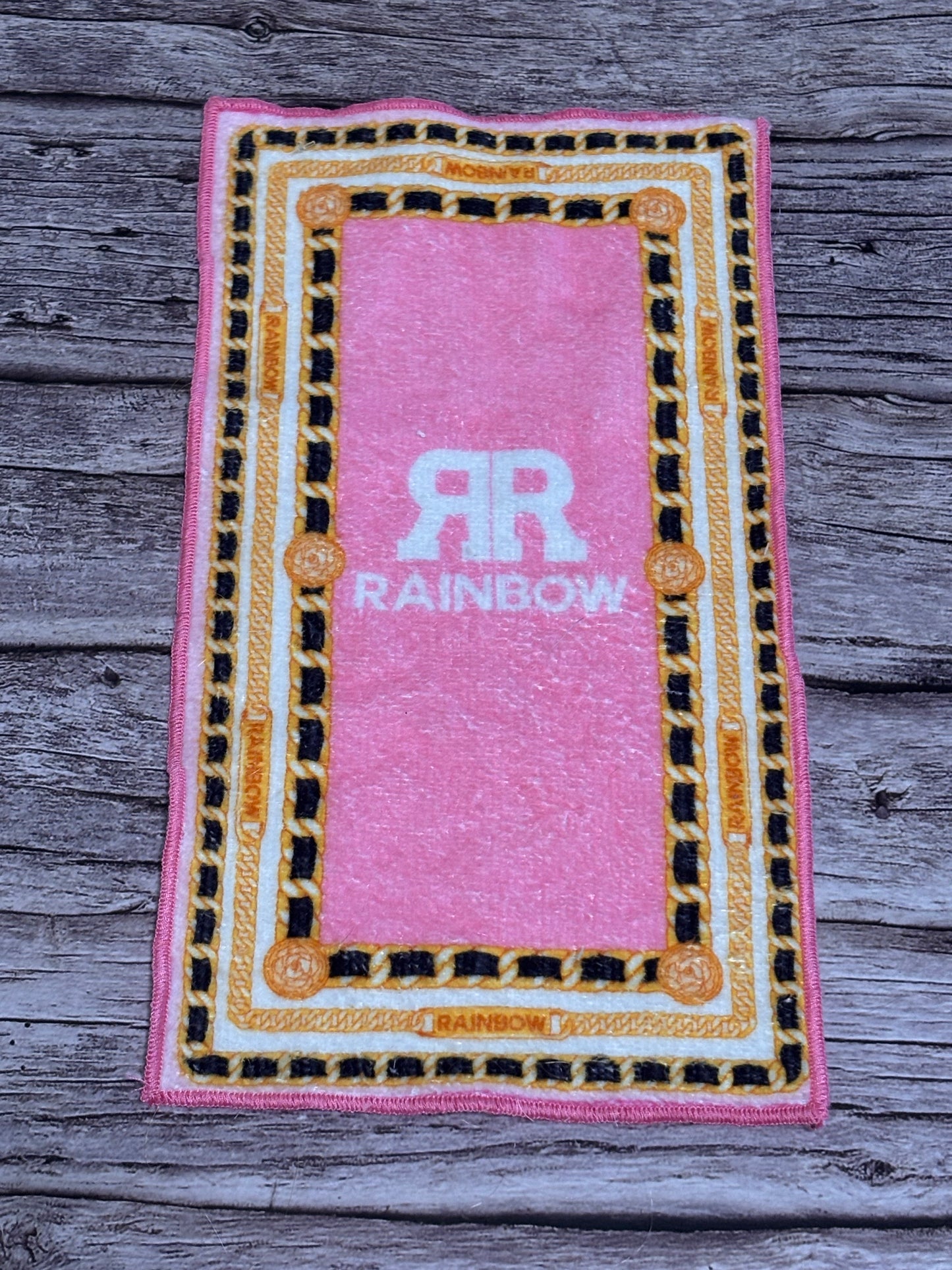 Rainbow High Pacific Coast Bella Parker Replacement Beach Towel Pink Black Gold