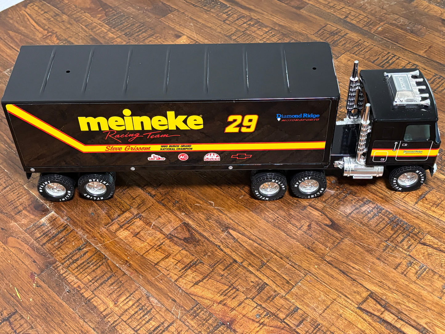 Nylint GMC 18 Wheeler NASCAR #29 Meineke Team Steve Grissom 22” Steel #911-Z