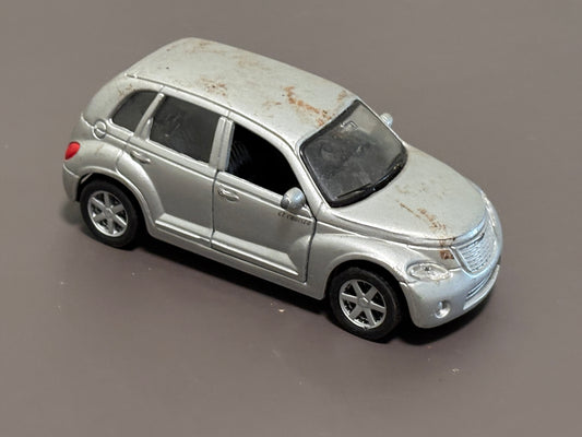 Maisto 2000 Chrysler GT Cruiser Silver Diecast Car 1:39