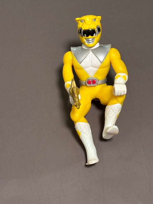 Mighty Morphin Power Rangers Yellow Ranger Action Figure 6” Sitting Down