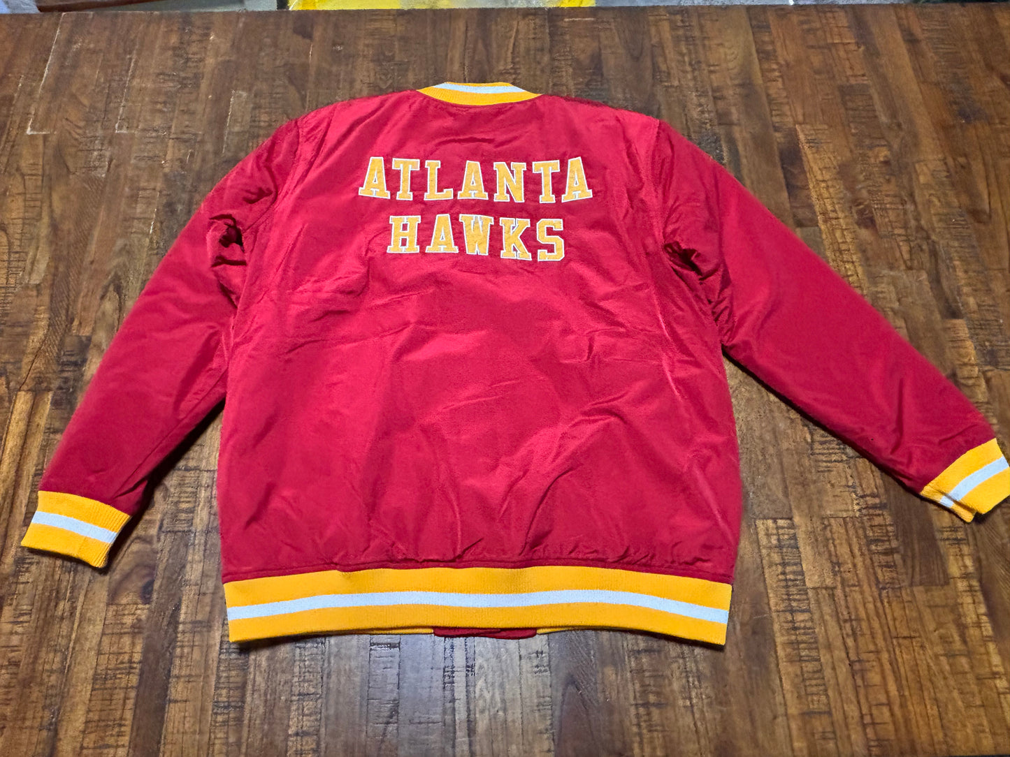 Atlanta Hawks Mitchell & Ness Hardwood Classic HWC NBA Retro Puffer Bomber Jacket Red White Yellow Women’s Medium M New NWOT