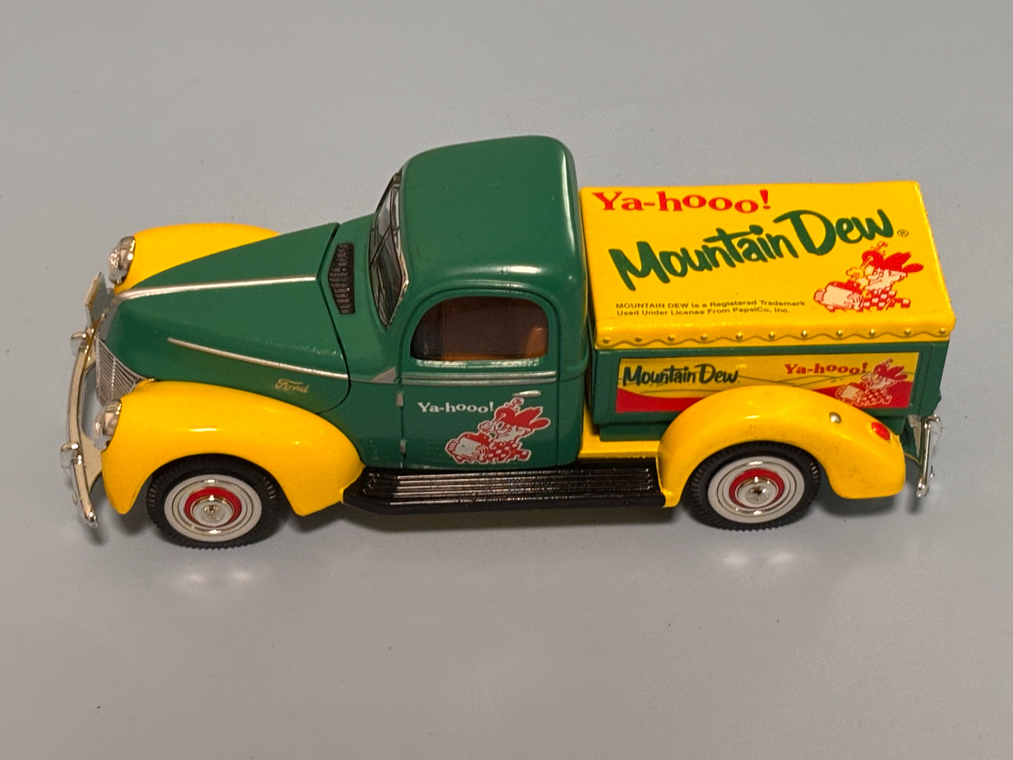 New Golden Wheels Ford 1940 Mountain Dew Delivery Truck Hillbilly Yo-hooo!