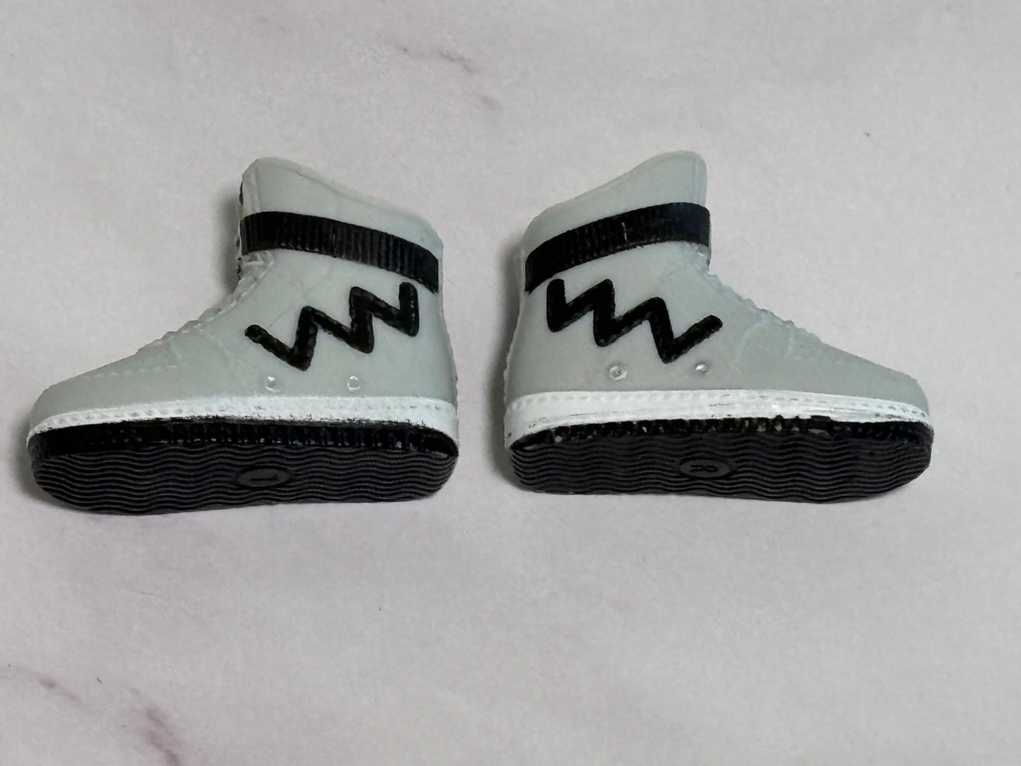 LOL Surprise OMG Cool Lev Doll Sneakers Boots Shoes White Black