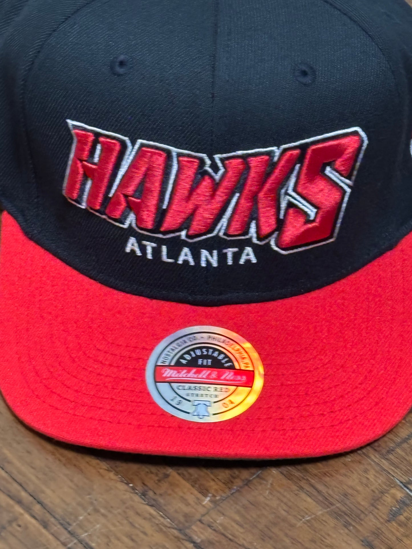 Atlanta Hawks Mitchell & Ness NBA Basketball HWC Hardwood Classics Shredder Stretch Fit Flex Fitted Hat Cap Red Black New NWT