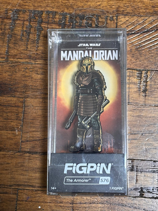 FigPin New Collectible Enamel Pin Disney Star Wars The Mandalorian #576 The Armorer