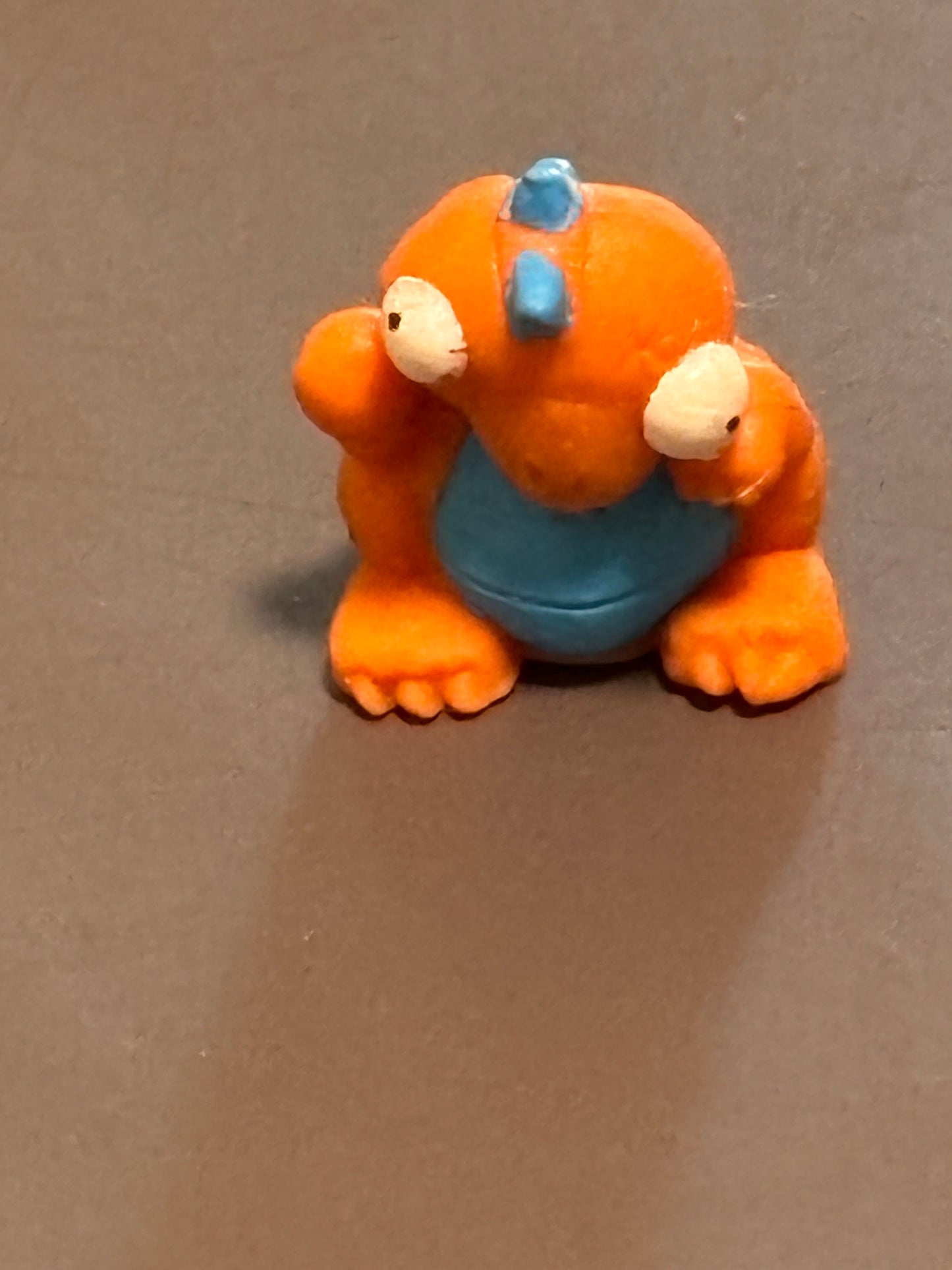 The Trash Pack Series 4- Gunk A Saur Rare -Trashie #687