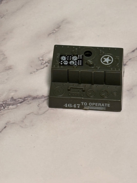 GI Joe 1984 Bivouac Battle Station Radio Computer Playset Part M-3597-1