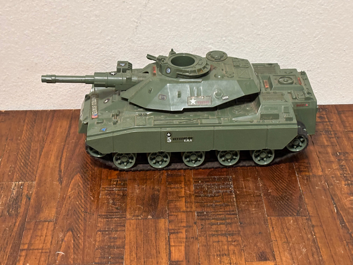 GI Joe MOBAT Motorized Battle Tank Hasbro 1982 Hasbro Vehicle Vintage