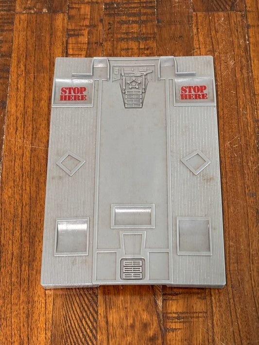GI JOE 1983 Headquarters Command Center Motor Pool Garage Accessory Part