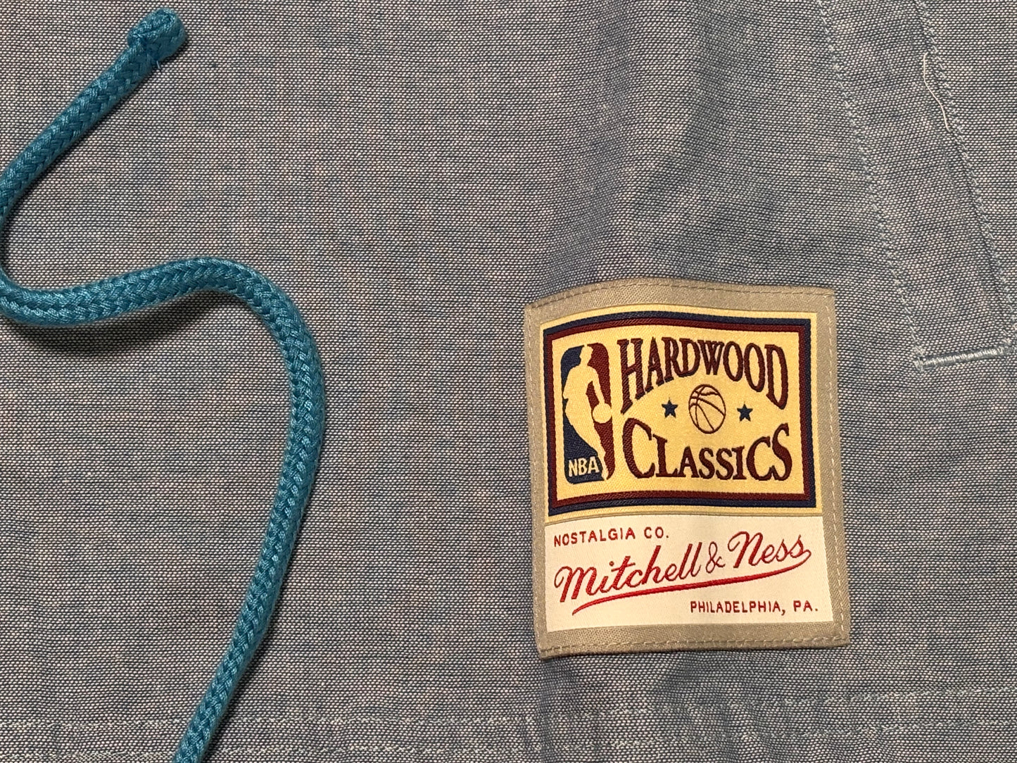 Utah Jazz Mitchell & Ness NBA Retro Hardwood Classic HWC Denim Proto Full Snap Button Long Sleeve Tee Shirt Blue Mens Large L New NWOT