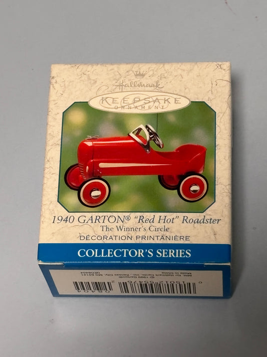 Hallmark Ornament 1940 Garton Red Hot Roadster #2 Winners Circle Series 2000