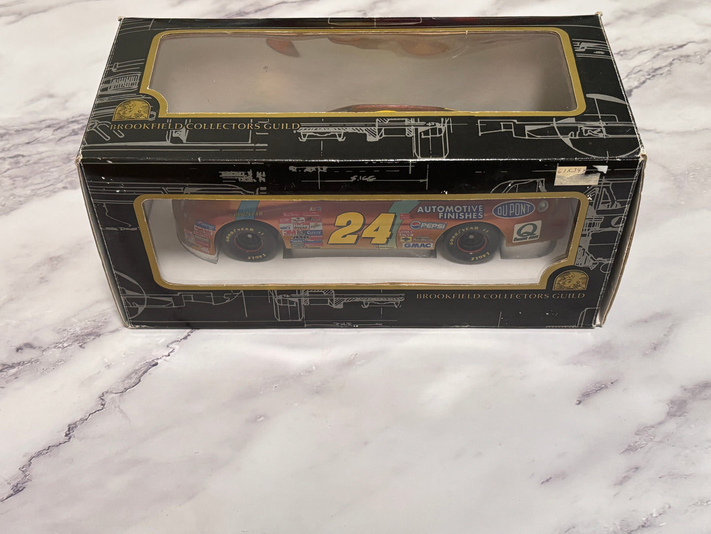 Brookfield Collectors Guild Jeff Gordon #24 Chromalusion Dupont 1997 1/24 Scale