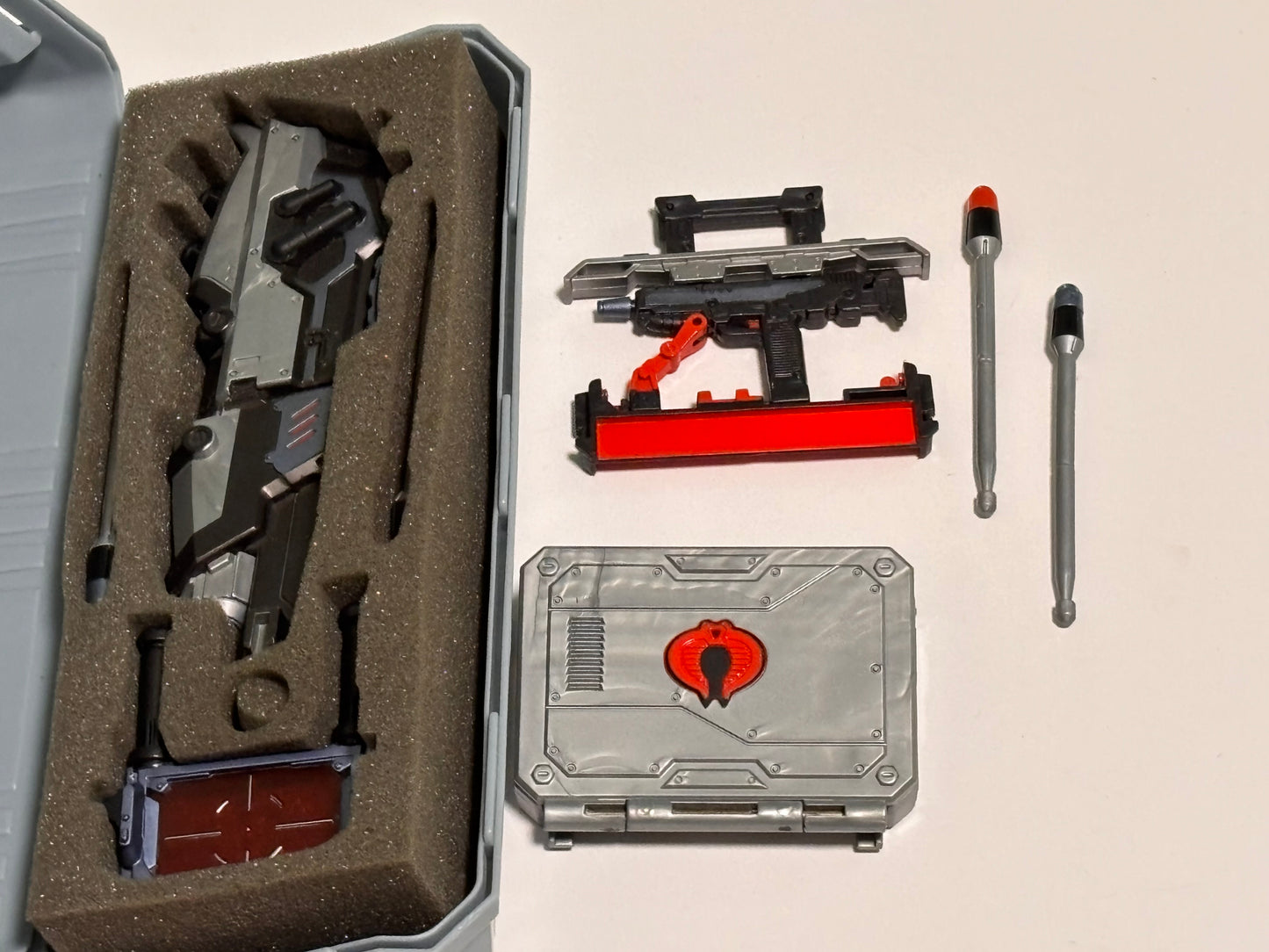 Vintage G.I. Joe Sigma 6 Commando Destro Hasbro 8” Action Figure Accessories